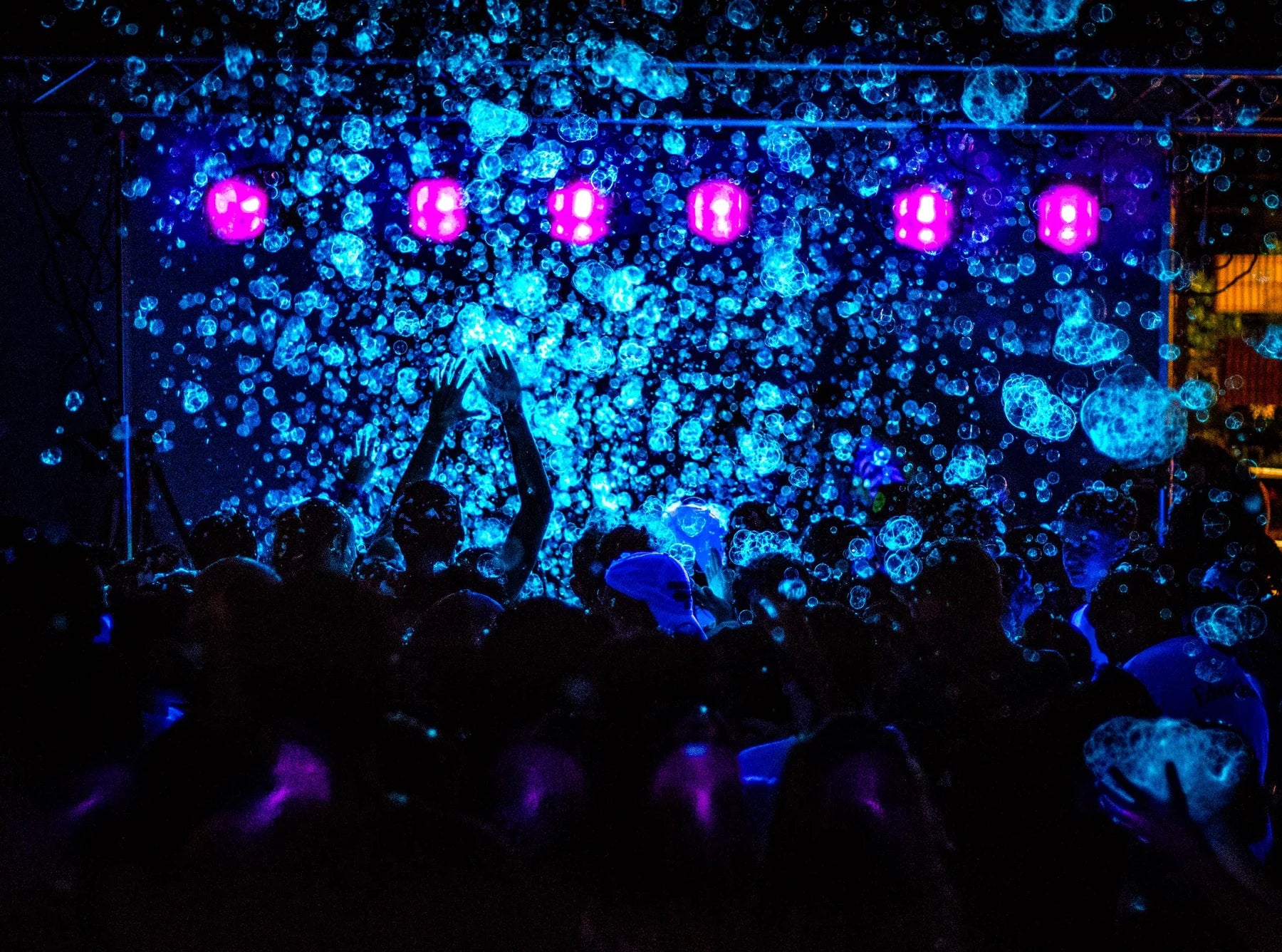 Blacklight Bubbles